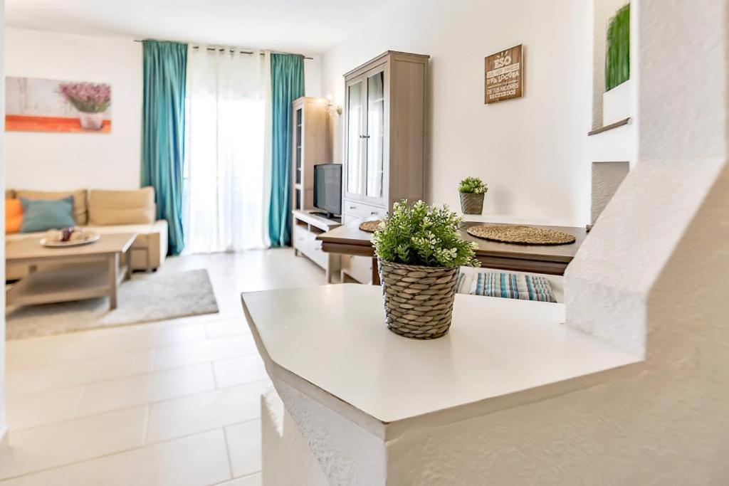 Sol Apartment With Amazing Seaview 阿德耶 外观 照片